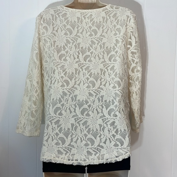 Chico’s Sheer Floral Lace Overlay Pullover Top Size 1/Womens M 3/4 Sleeve Cream - Picture 10 of 10